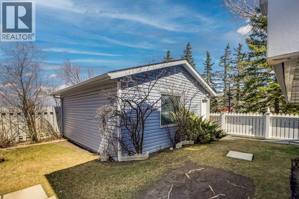 90 Martinridge Crescent NE — photo 40