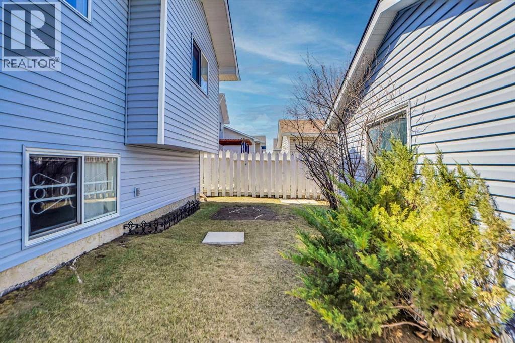 90 Martinridge Crescent NE — photo 38