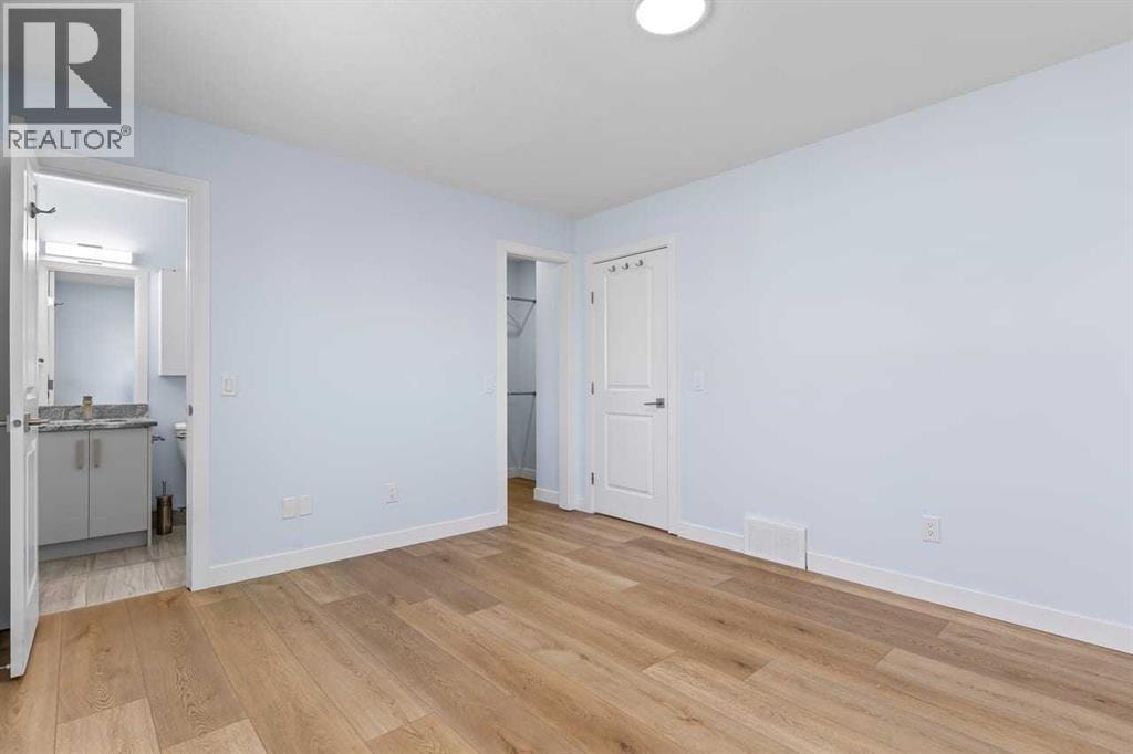 55 Whitehaven Crescent NE — photo 23