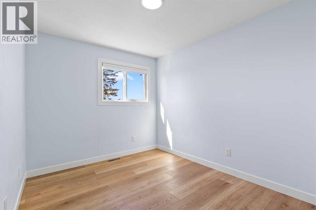 55 Whitehaven Crescent NE — photo 26
