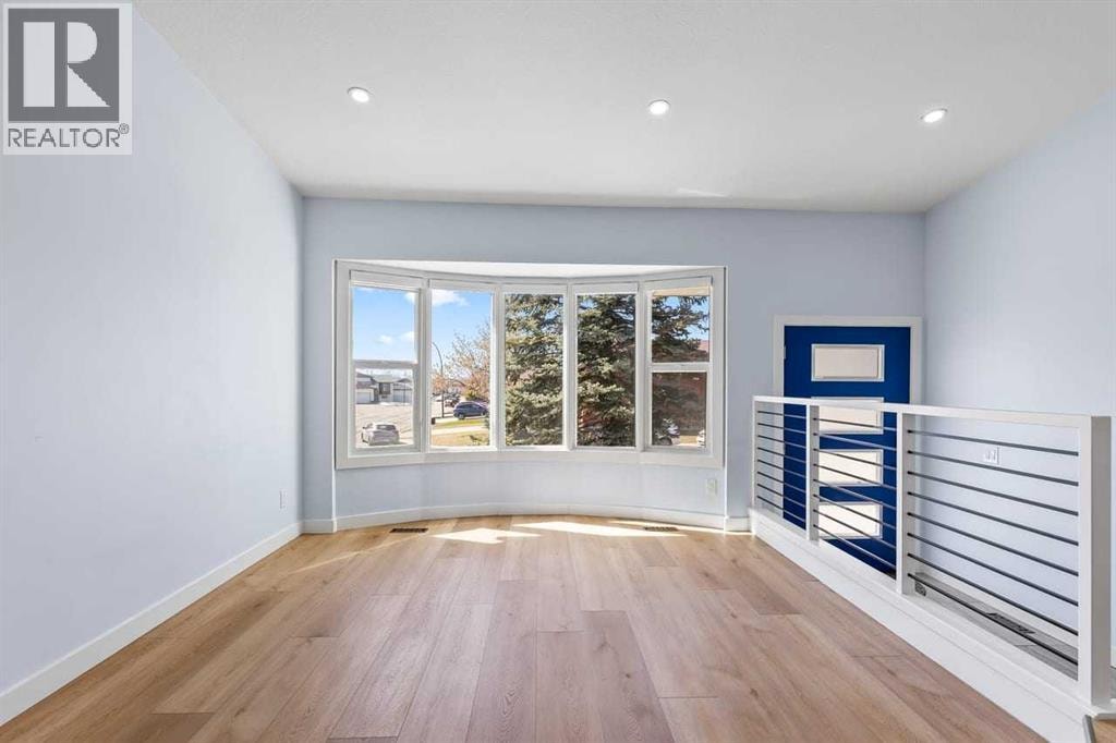 55 Whitehaven Crescent NE — photo 5