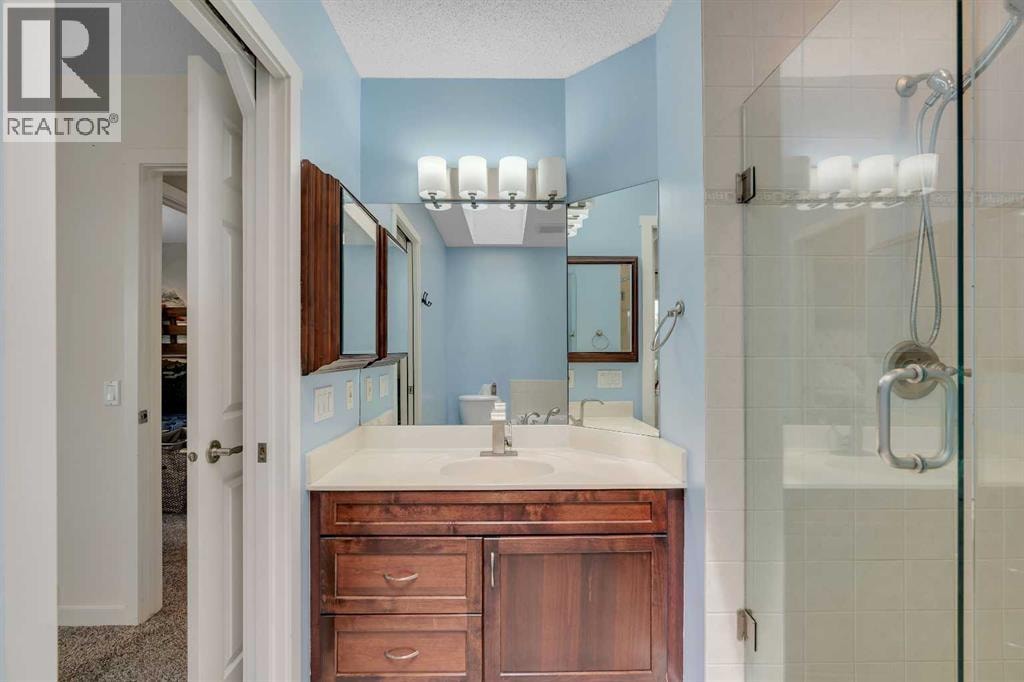 28 Cranwell Crescent SE — photo 30