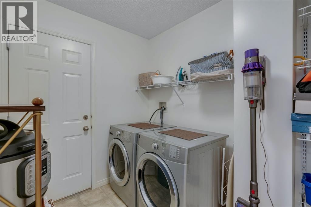 208 Royal Birch Circle NW — photo 19