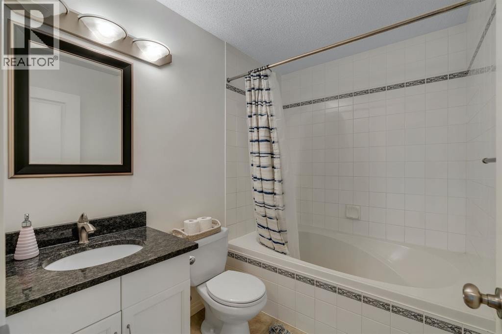 208 Royal Birch Circle NW — photo 26