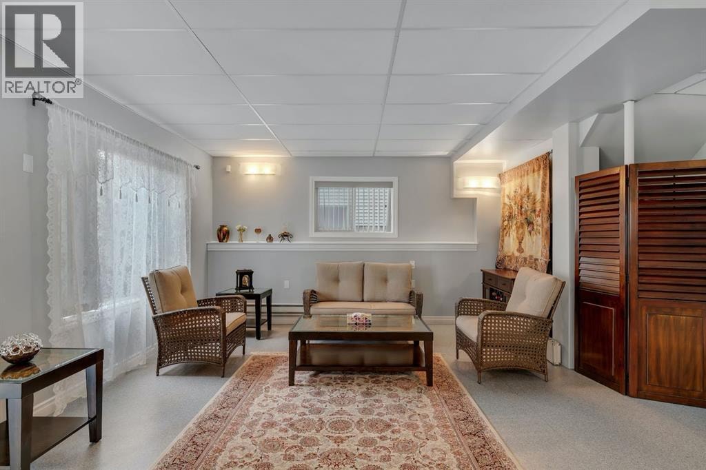 208 Royal Birch Circle NW — photo 34