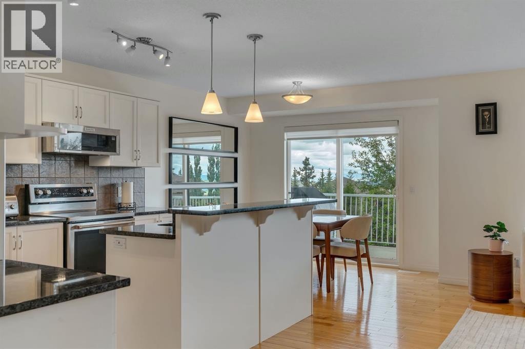 208 Royal Birch Circle NW — photo 11