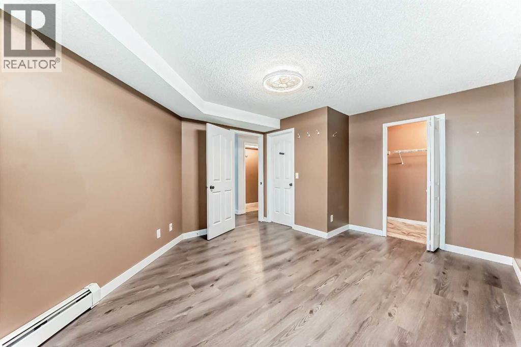 2215, 6224 17 Avenue SE — photo 32