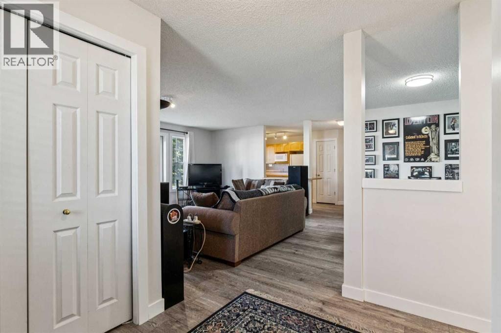 3105, 7171 Coach Hill Road SW — photo 4