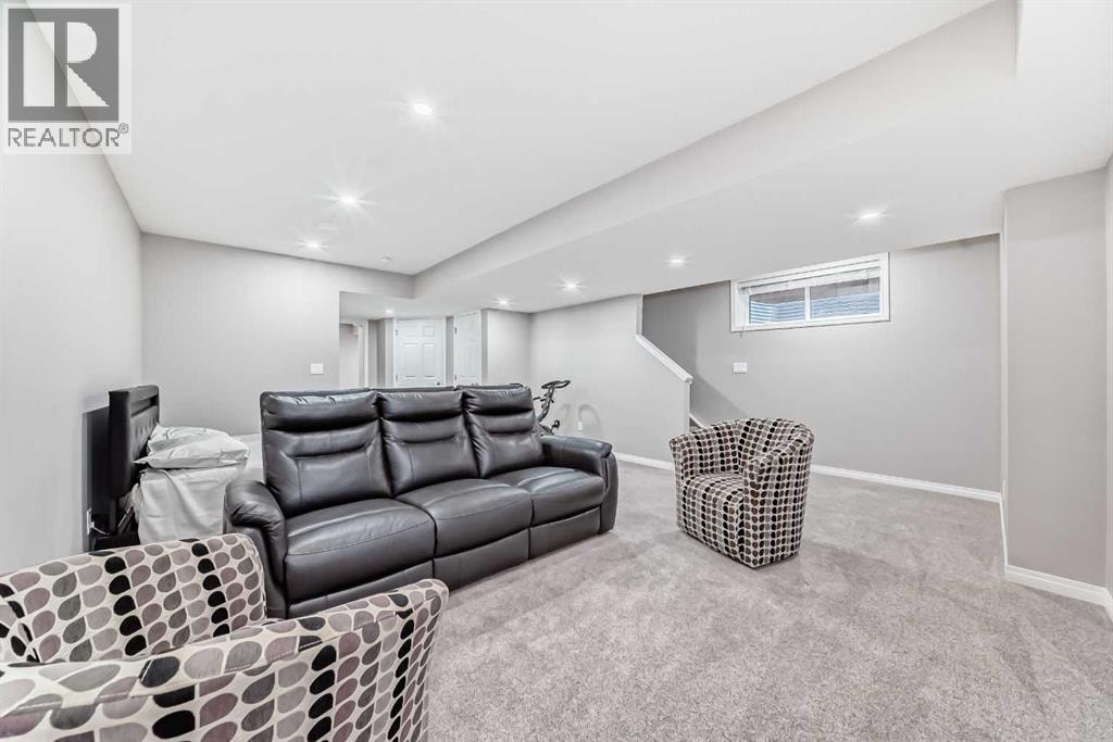 246 Midgrove Mews SW — photo 31