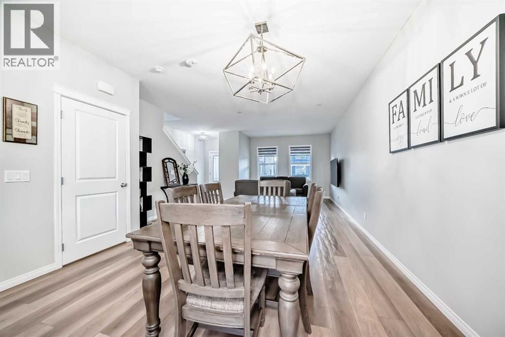 246 Midgrove Mews SW — photo 10