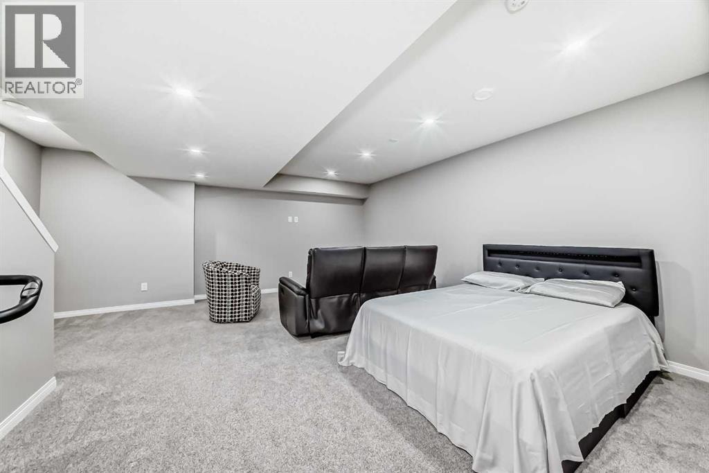 246 Midgrove Mews SW — photo 32