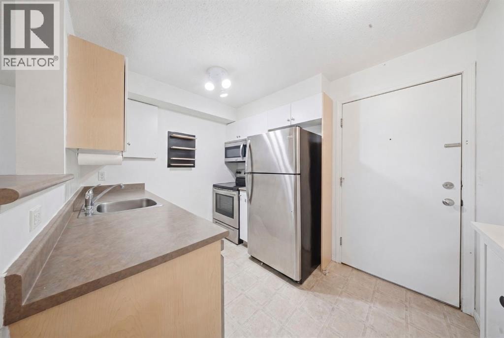1309, 2395 Eversyde Avenue SW — photo 10