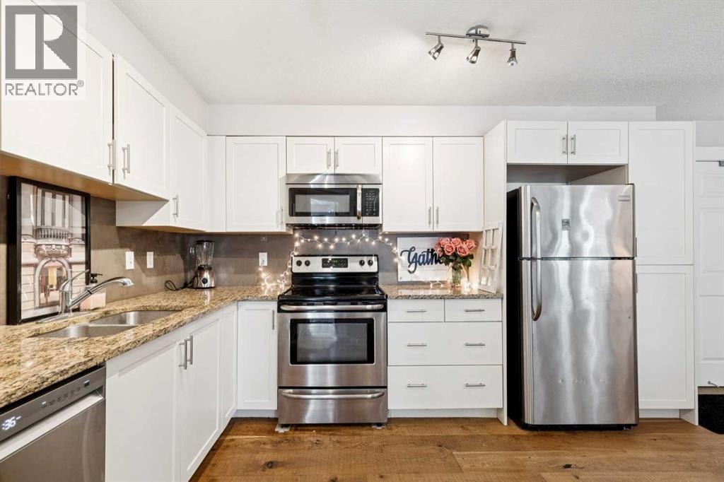 3110, 279 Copperpond Common SE — photo 5