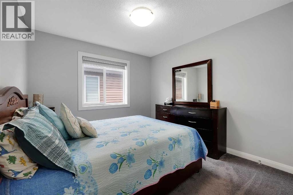 98 Red Sky Green NE — photo 29