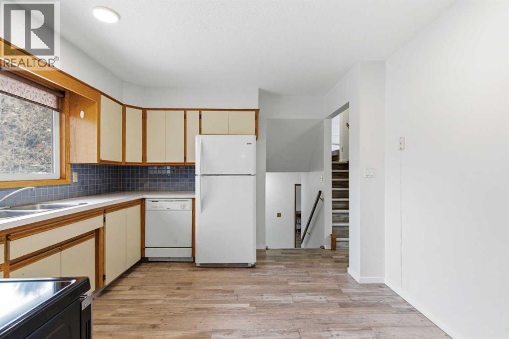 5048 Dalhart Road NW — photo 16