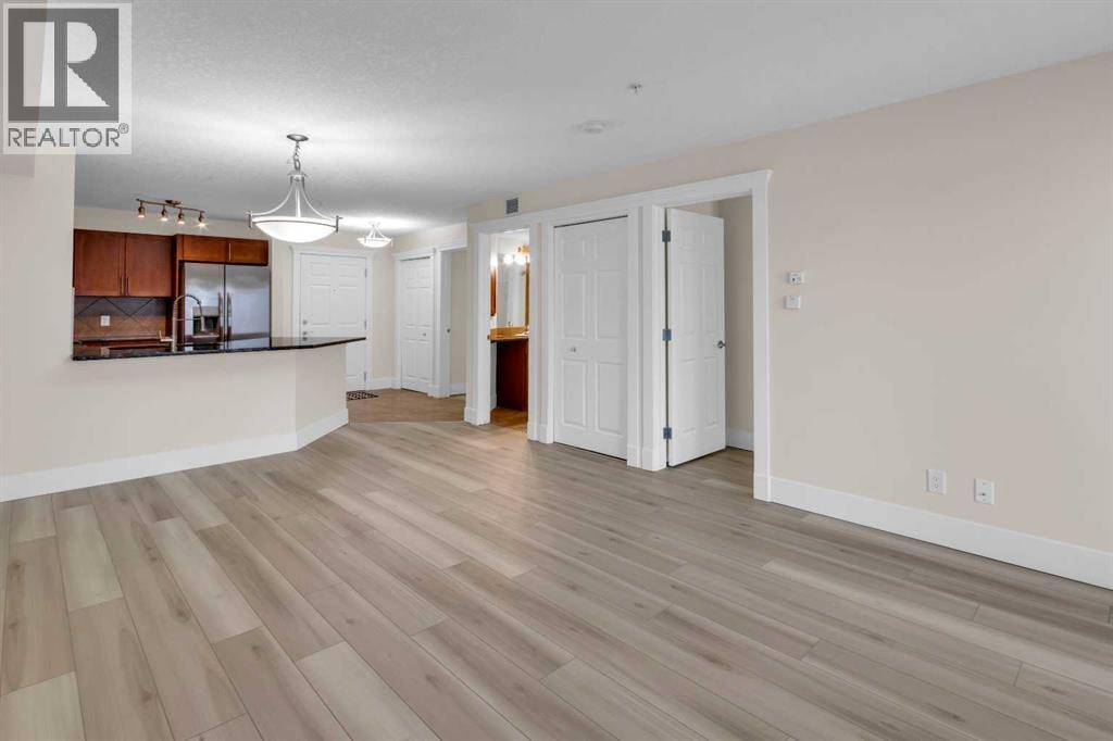 102, 500 Rocky Vista Gardens NW — photo 12