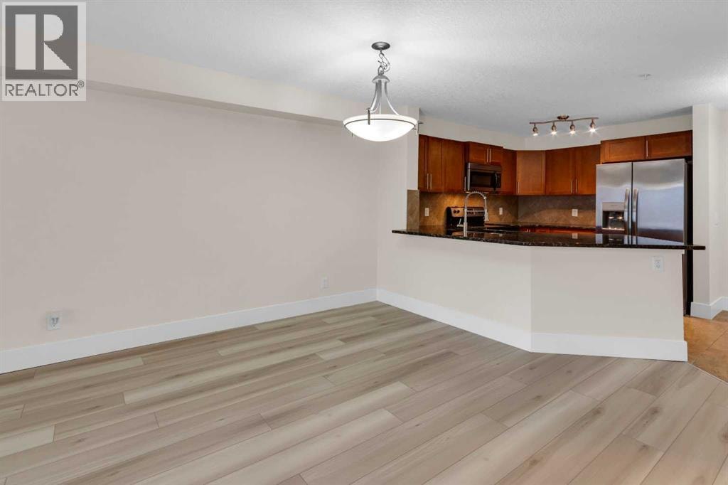102, 500 Rocky Vista Gardens NW — photo 15