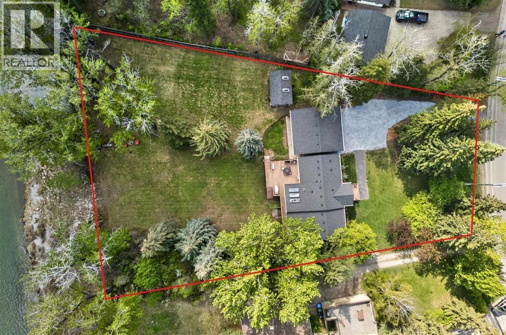 7136 Bow Crescent NW — photo 8
