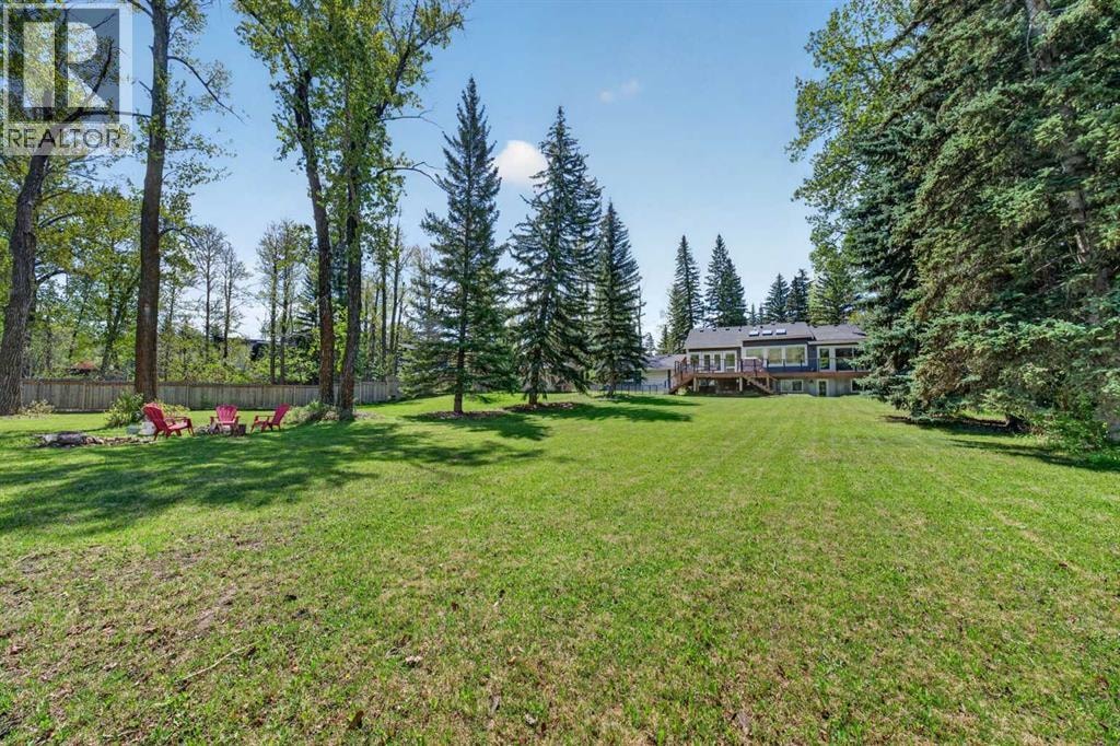 7136 Bow Crescent NW — photo 6
