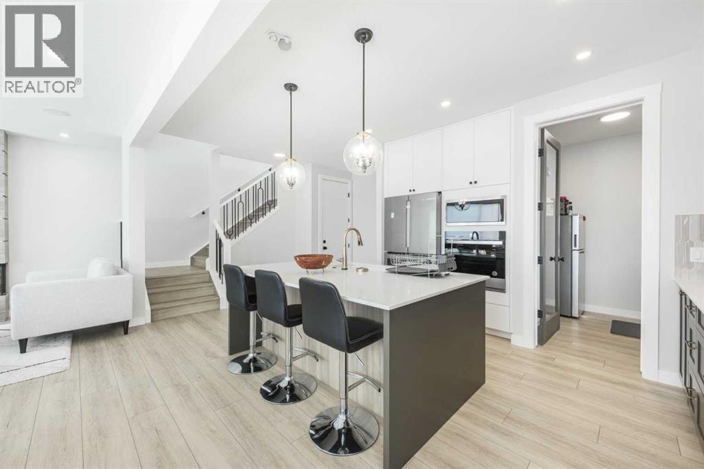 181 Amblehurst Rise NW — photo 3