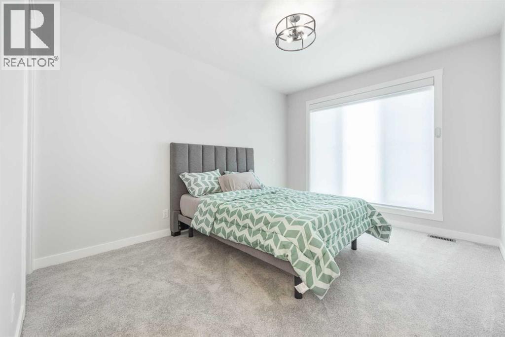 181 Amblehurst Rise NW — photo 32