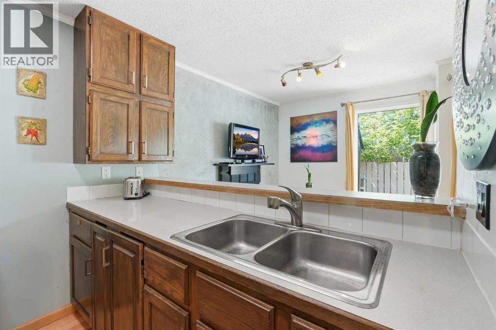 2, 97 Grier Place NE — photo 10