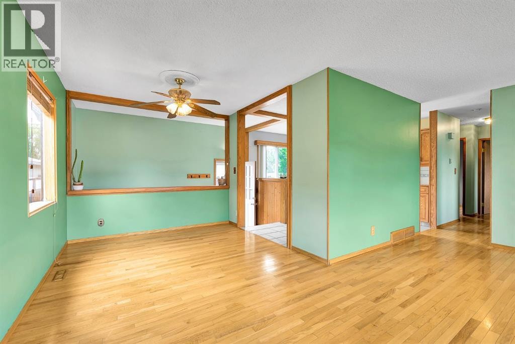 4127 Maryvale Road NE — photo 10