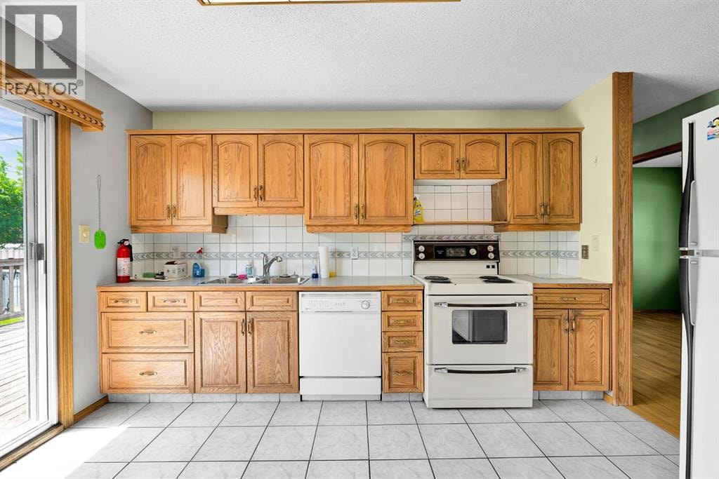 4127 Maryvale Road NE — photo 13