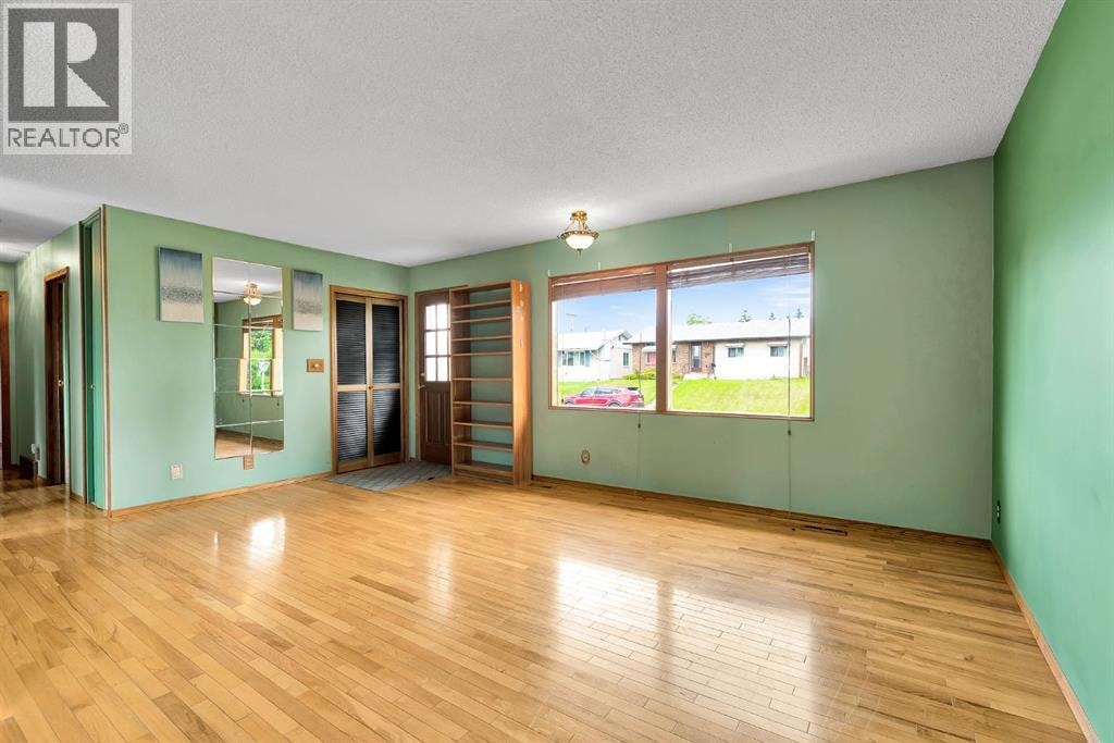 4127 Maryvale Road NE — photo 6