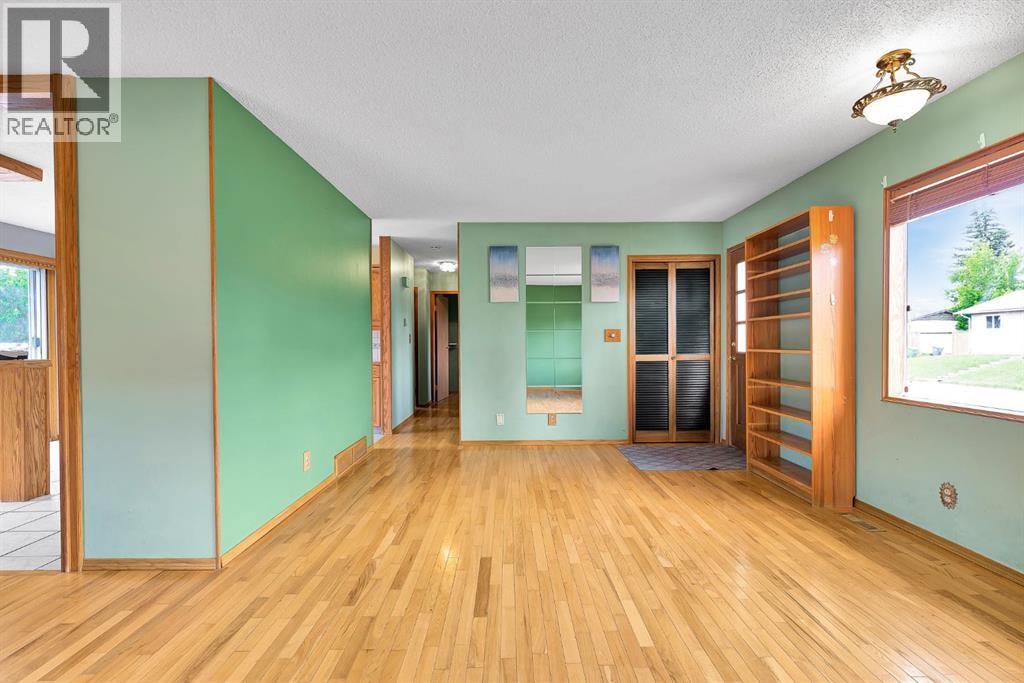 4127 Maryvale Road NE — photo 7