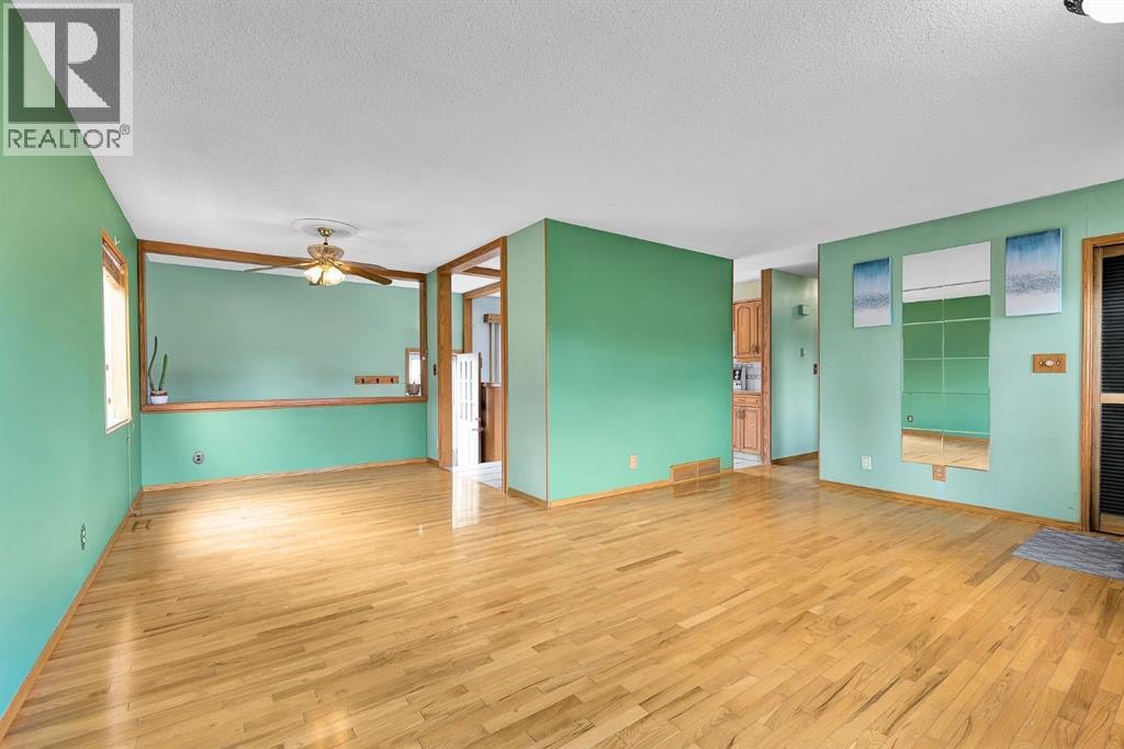 4127 Maryvale Road NE — photo 8