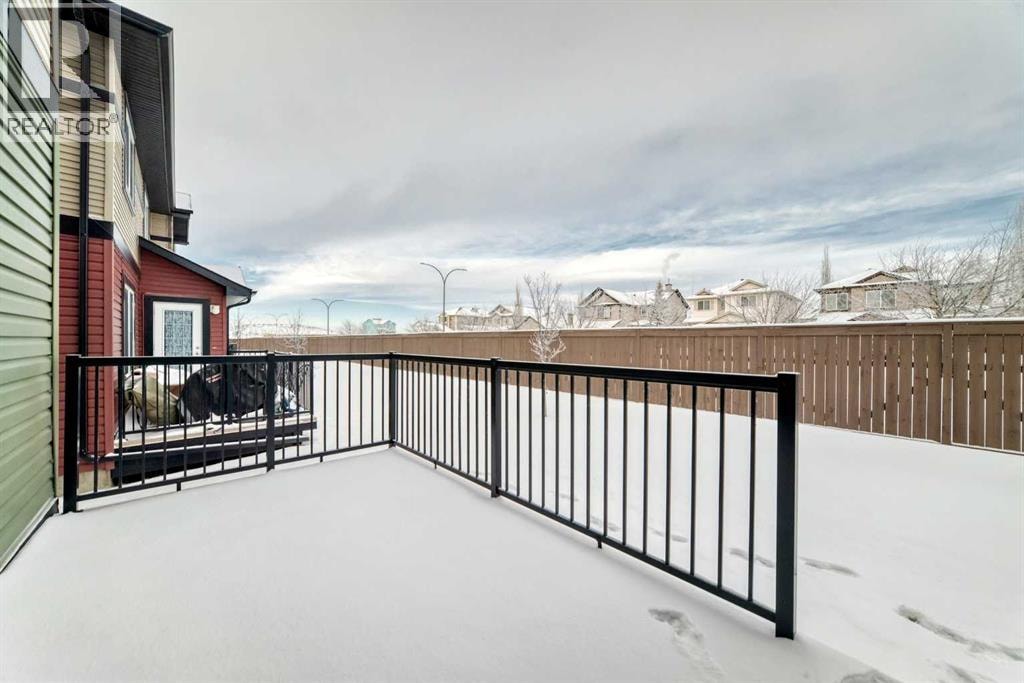 120 Springmere Grove — photo 43