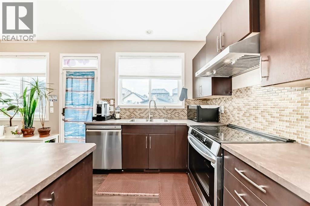 109 New Brighton Park SE — photo 11