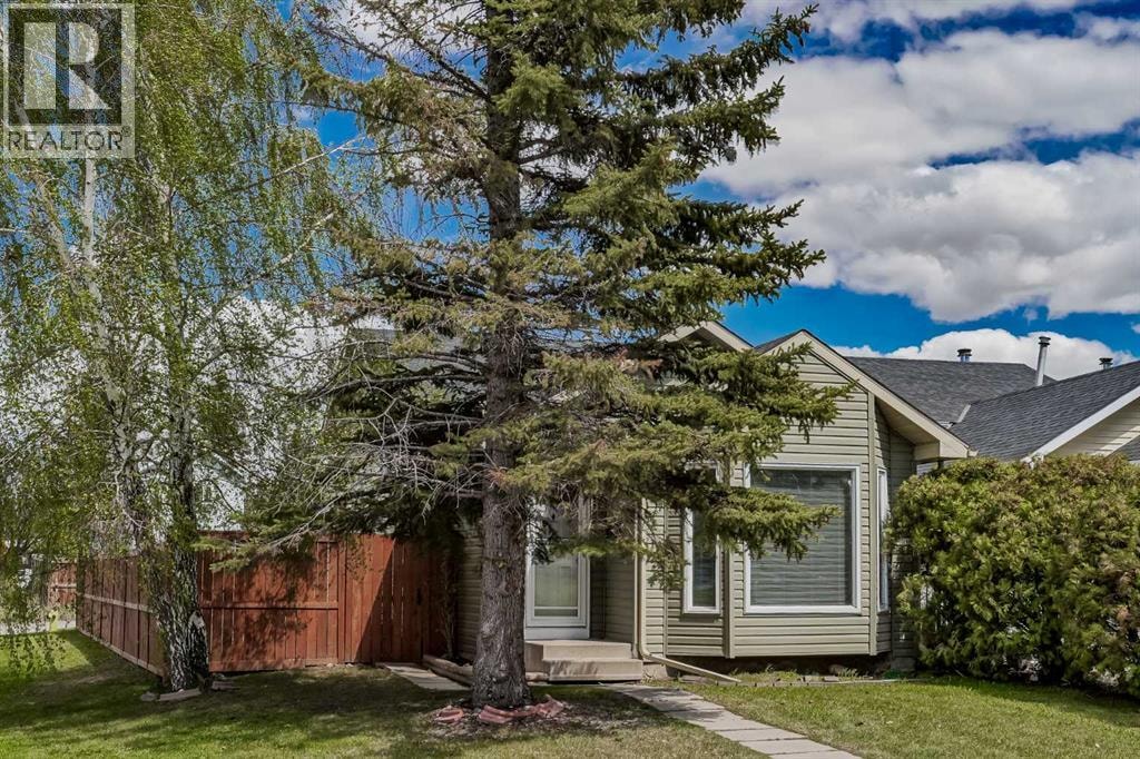 18 Martinview Crescent NE — photo 6