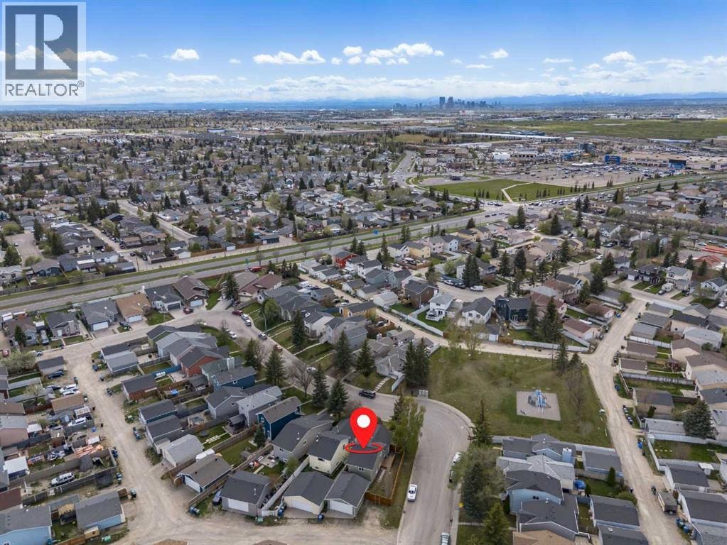 18 Martinview Crescent NE — photo 41