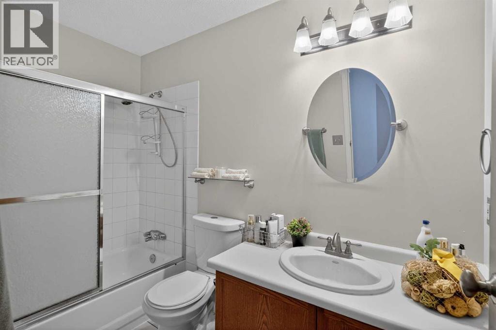 18 Martinview Crescent NE — photo 21