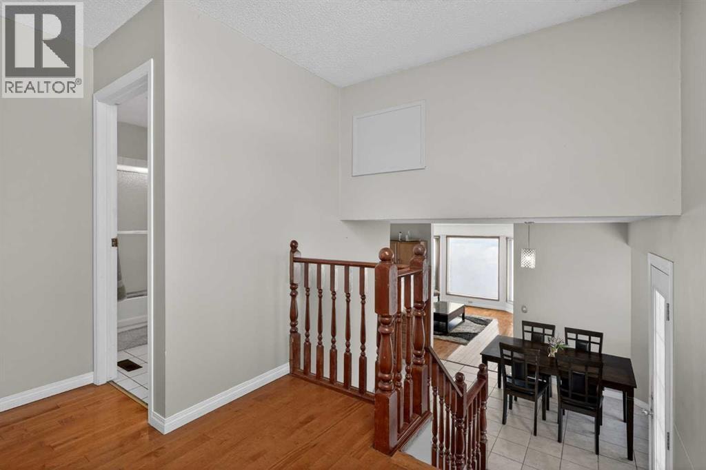 18 Martinview Crescent NE — photo 17