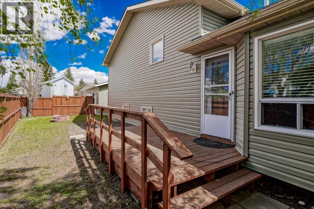18 Martinview Crescent NE — photo 31