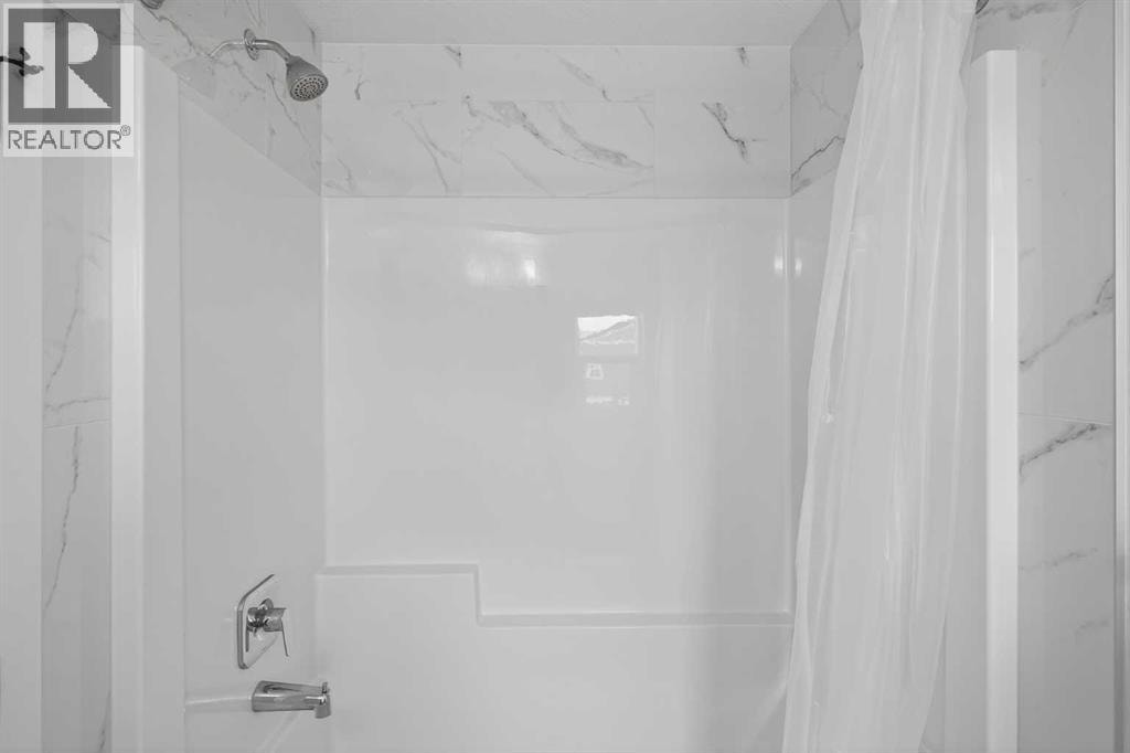 12 Heirloom Crescent SE — photo 30