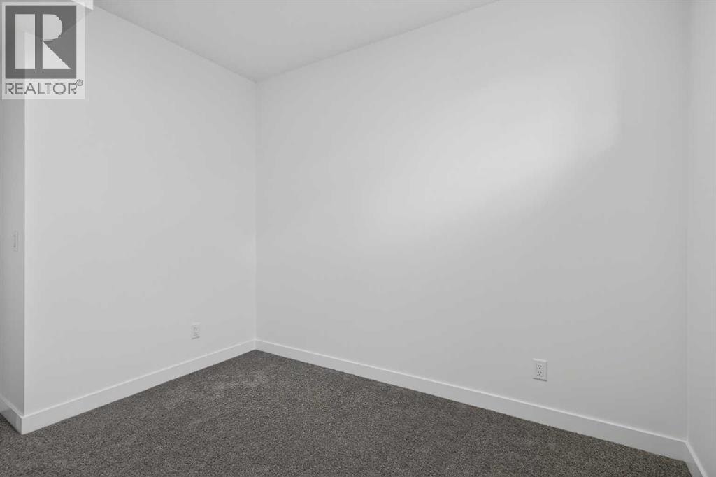 12 Heirloom Crescent SE — photo 43