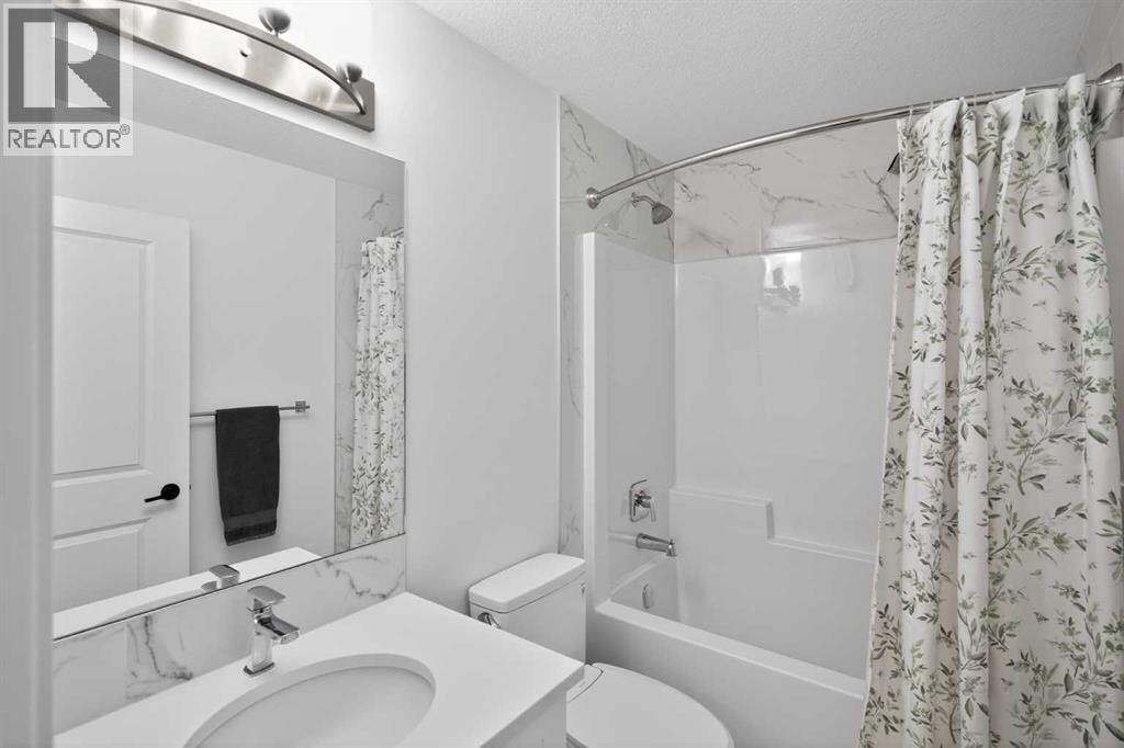 12 Heirloom Crescent SE — photo 35
