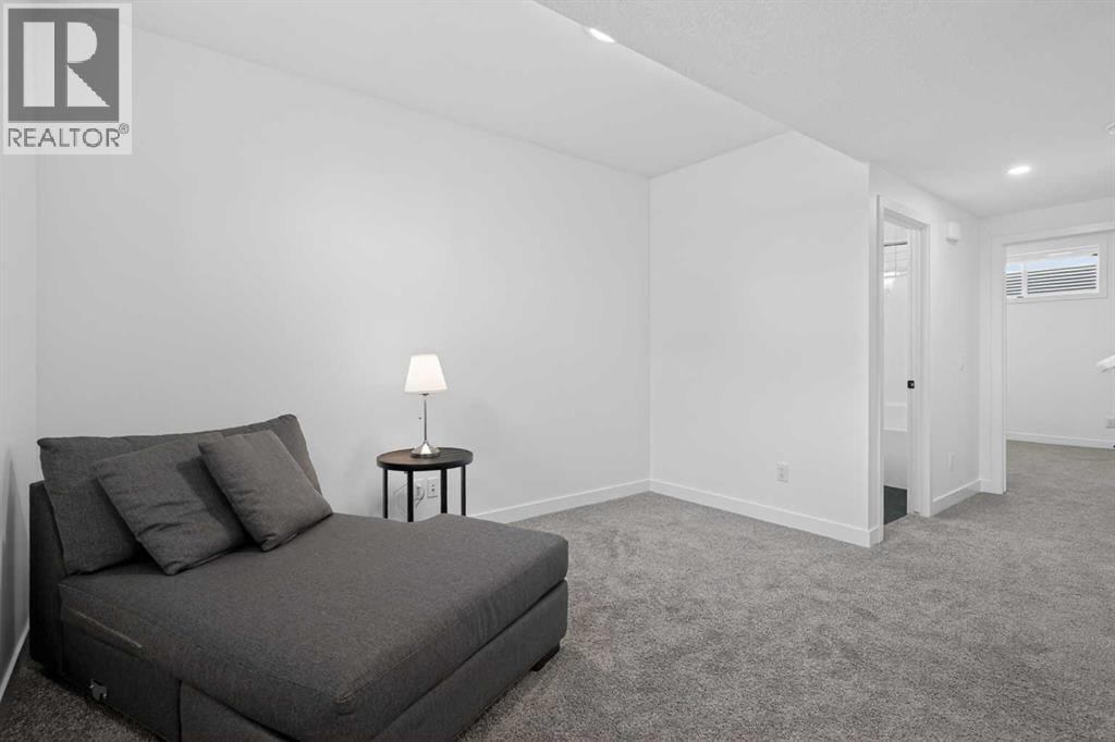 12 Heirloom Crescent SE — photo 39