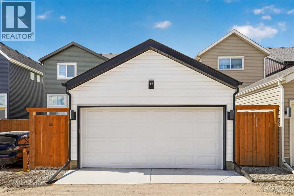 12 Heirloom Crescent SE — photo 47