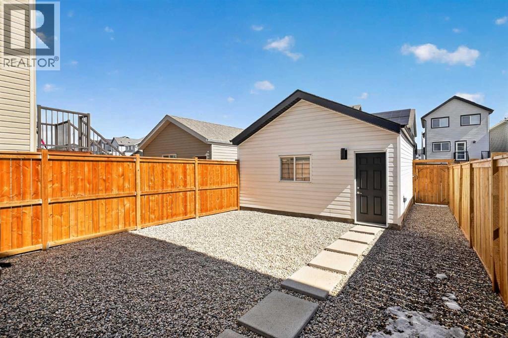 12 Heirloom Crescent SE — photo 46