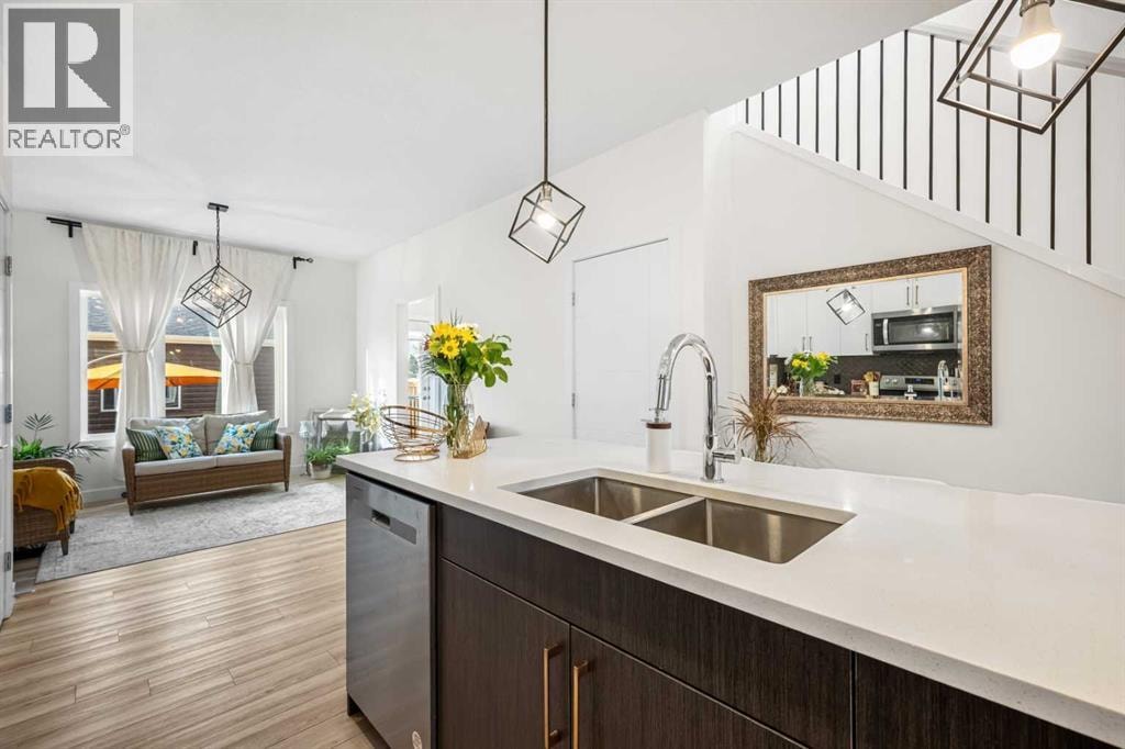 262 Midgrove Mews SW — photo 8