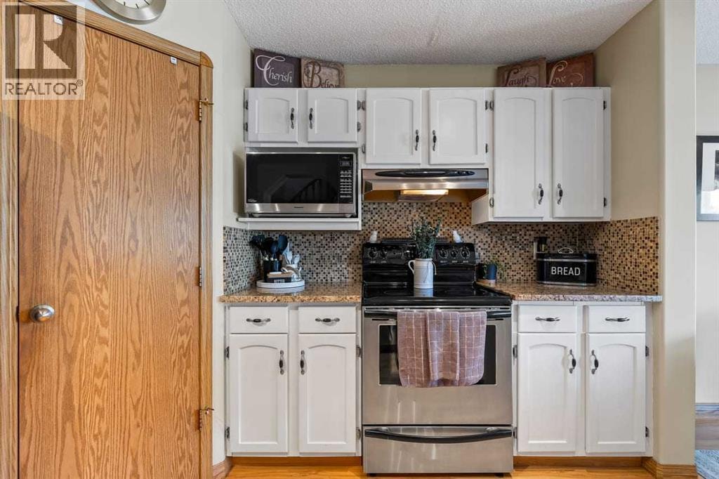 158 Saratoga Close NE — photo 7