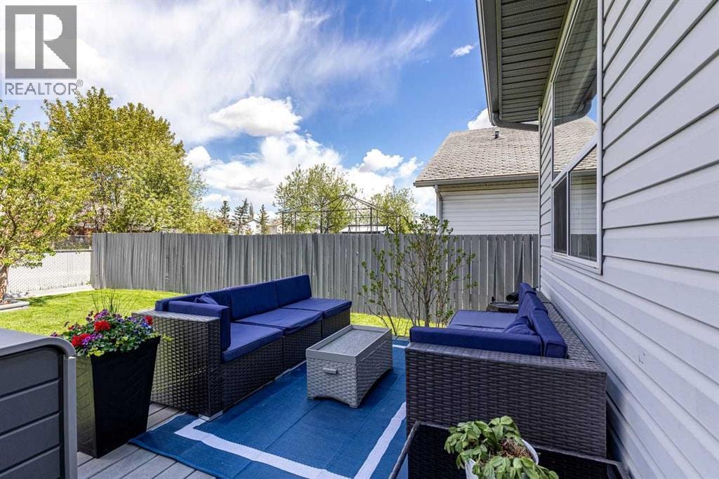 158 Saratoga Close NE — photo 34
