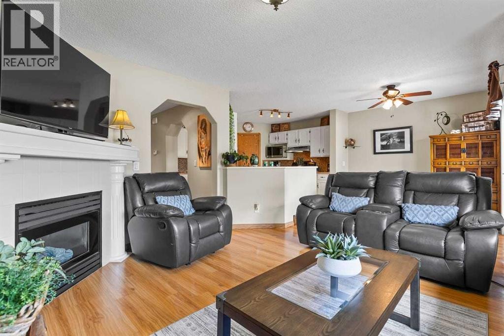 158 Saratoga Close NE — photo 11