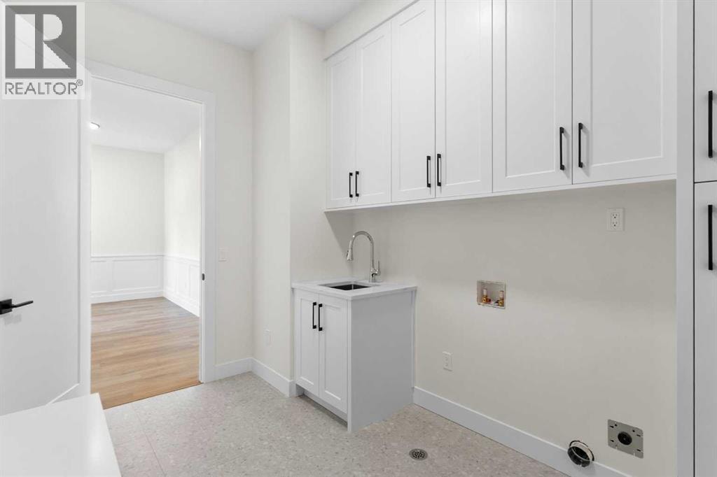 716 Mandalay Avenue — photo 16
