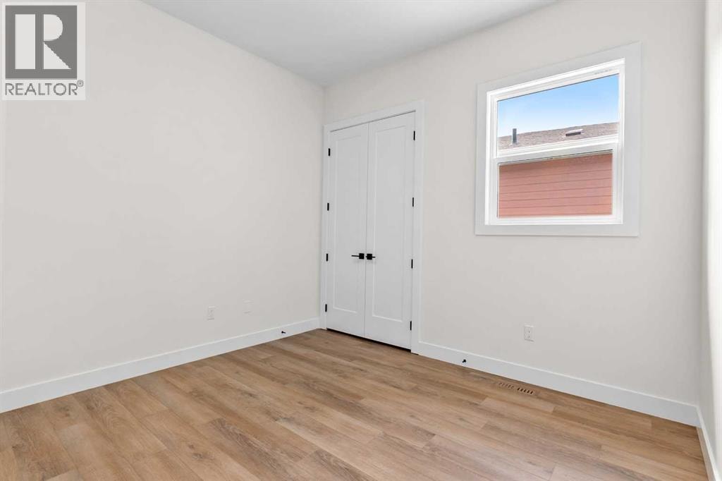716 Mandalay Avenue — photo 17